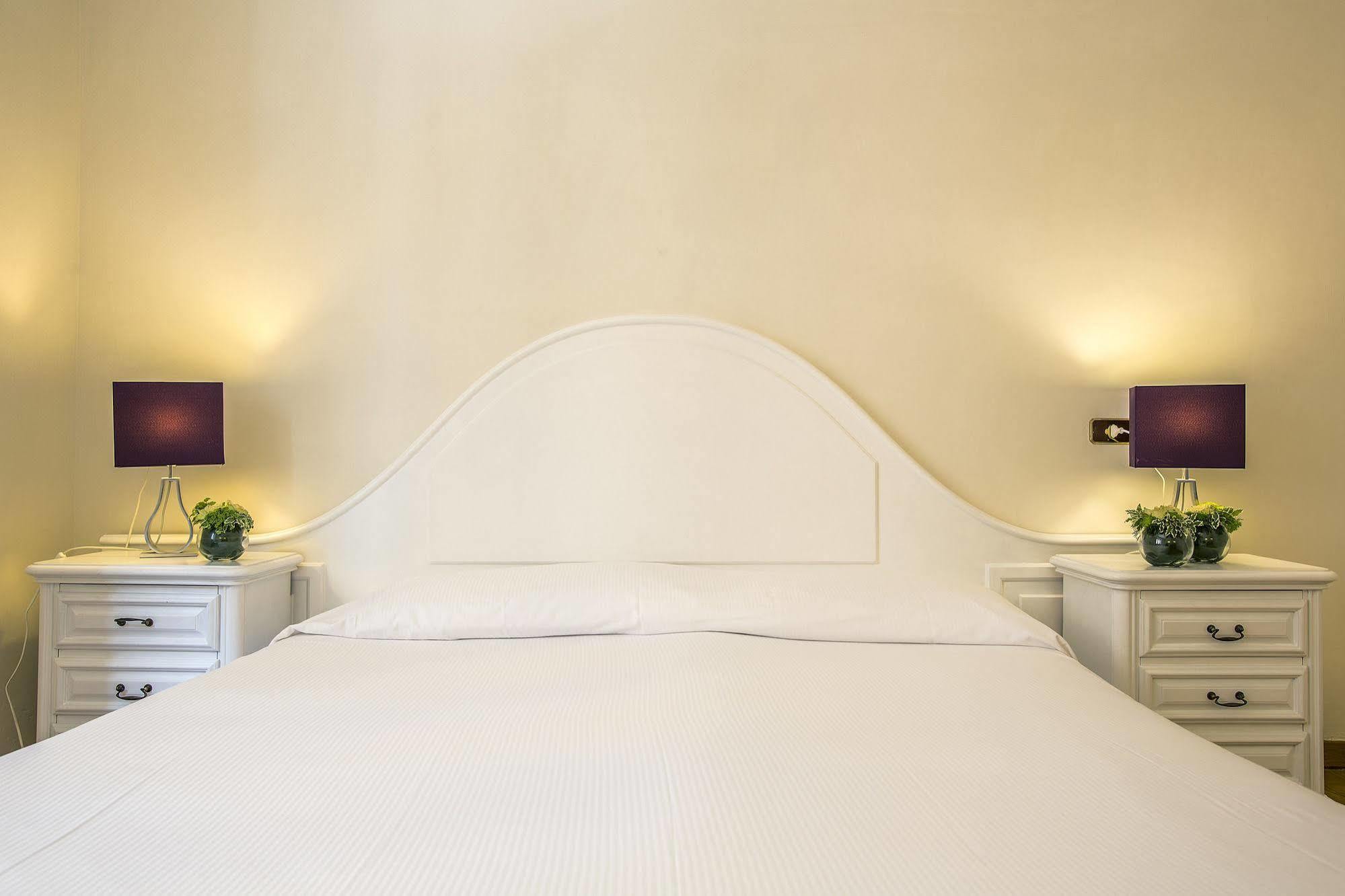 Hotell Trinita Dei Monti 3*