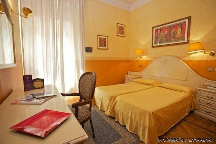 Hotell Trinita Dei Monti 3*